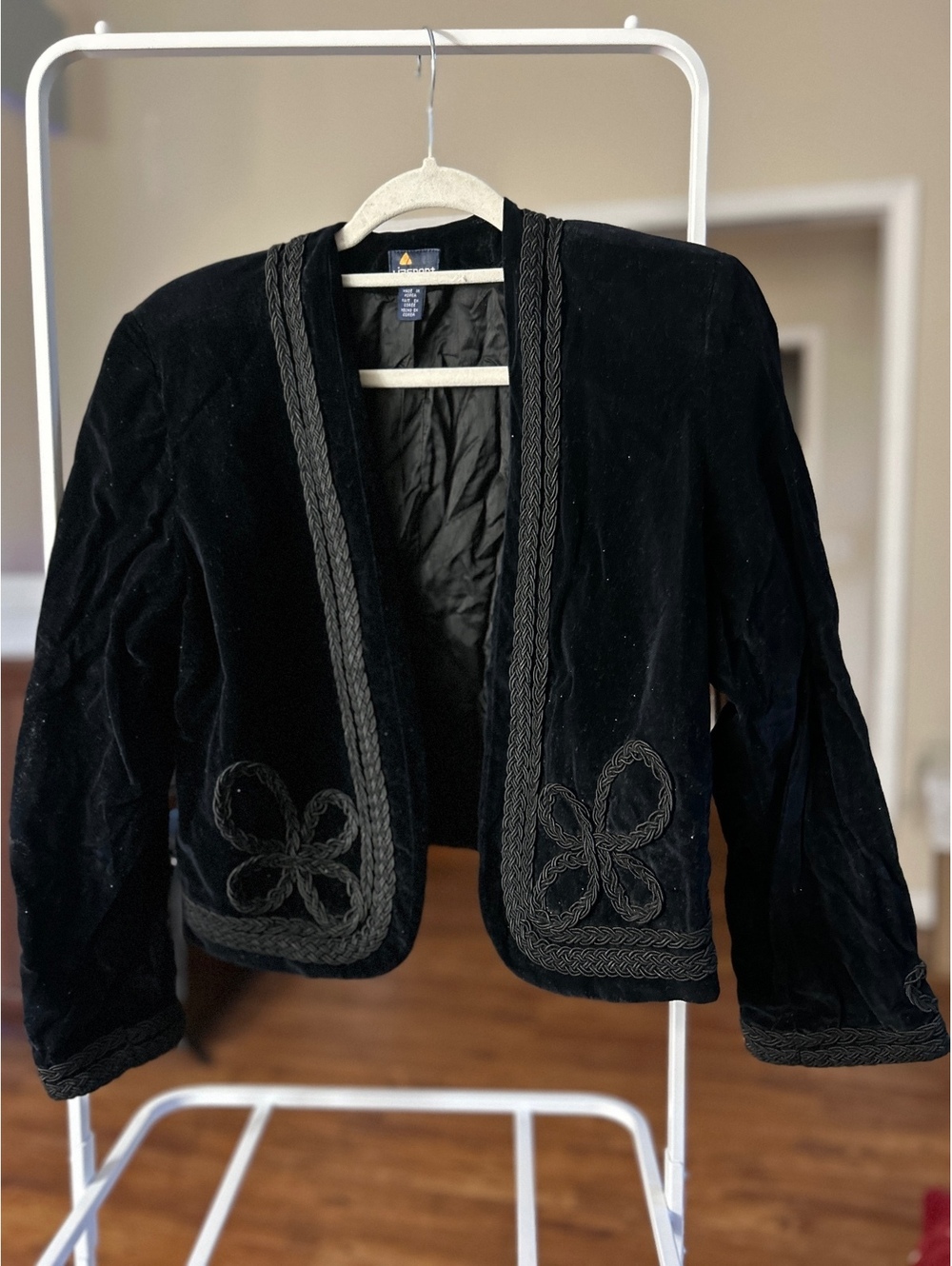 Vintage Lizsport Black Velvet Cropped Jacket Size 12